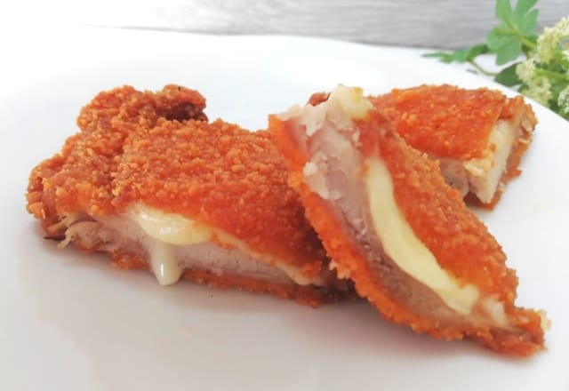 「数量限定？！」ファミマのクワトロチーズインファミチキが最高って噂！