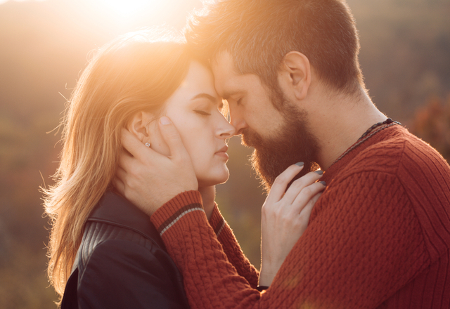 アナタに夢中です…♡女性が「惚れちゃう男性」の共通点