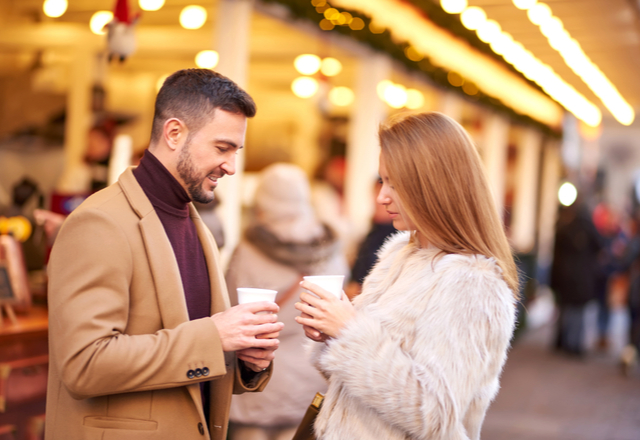 気づいてあげて！恥ずかしがり屋な男性が見せる「好きサイン」