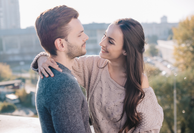 反則級に可愛いな♡彼がときめく「キスのおねだり」って？