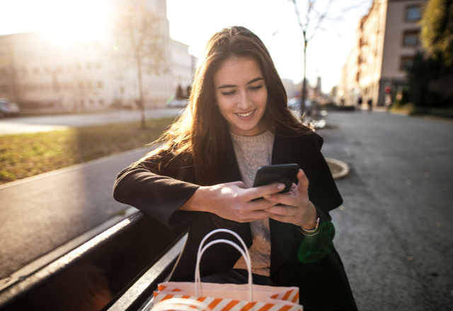 女性が「好きな人にだけ送るLINE」の特徴