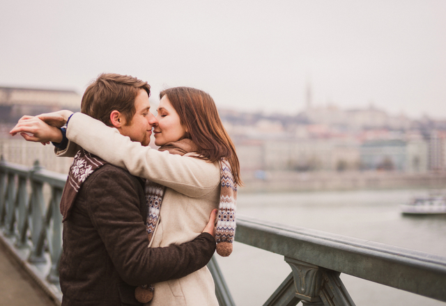 「気づいたらアナタの虜に！」女性がなぜか惹かれる男性の共通点