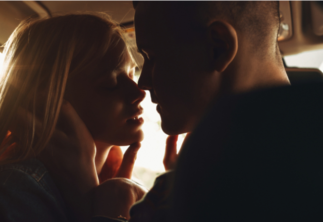 気持ち昂ぶる〜！彼の「テンションを上げるキス」の仕方って？