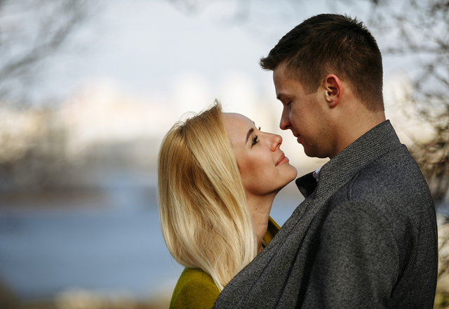 もっと近づきたい…♡女性が【本気で好きな人にだけ】すること