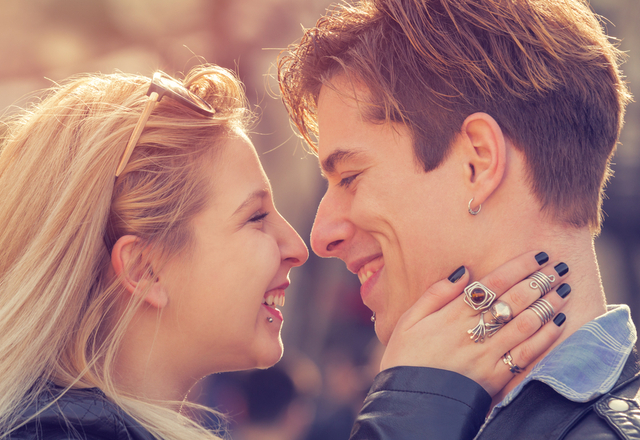 彼女としたことある？読んだら試したくなる「キスの種類」4つ