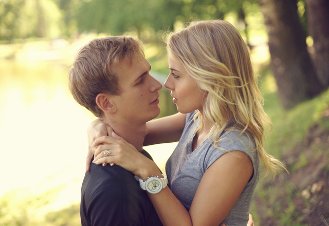 体が熱くなってきた…女性の「ムラムラスイッチを押す」方法