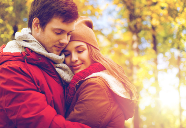 意外と追いかけたい派です！草食系男子の「本命サイン」4選