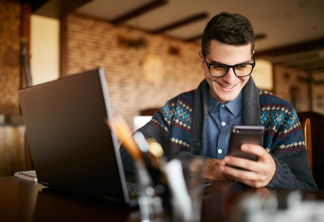 まじで好きなんだって！男性が「惚れてる女性に送るLINE」4選