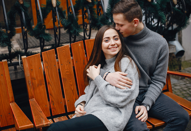 付き合えて幸せ！女性が彼から「愛されてる♡」と思う瞬間って？