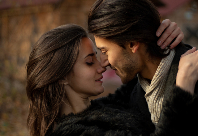 求められると嬉しいよ…！カレの心を掴む「キスのおねだり」とは