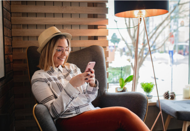 やっぱり君じゃなきゃ♡男性が虜になる「あざとLINE」って？