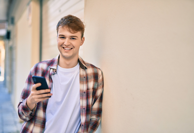 確かめてみた？男性が「本当に好きな人に送るLINE」の共通点