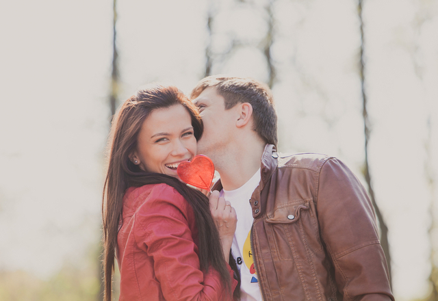 もっとラブラブしよ？男性がキュンとする「ハグ中の仕草」とは