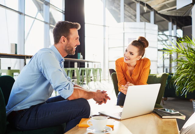 マジで尊敬してますっ！後輩に「慕われる先輩」になる方法4つ