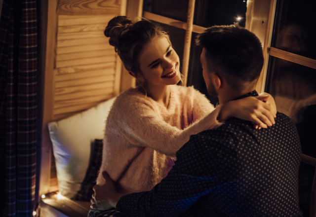 もう我慢できないよ！？男がムズムズする「焦らしキス」の仕方