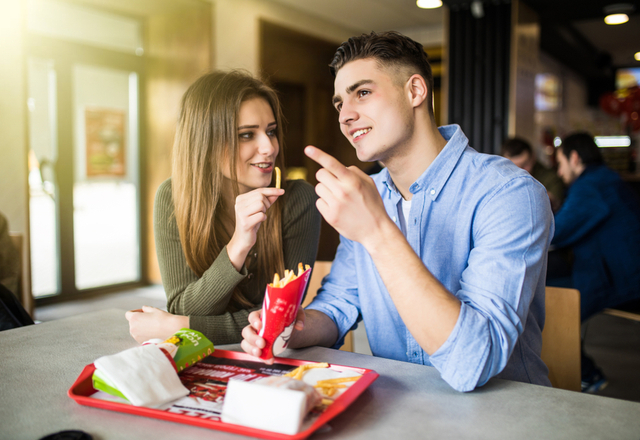 彼氏になって欲しいです…女性が惚れる【年上男性】の特徴