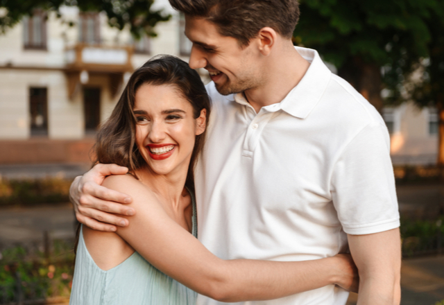 キュンが止まらんよ…！彼女を虜にする「ハグの仕方」とは