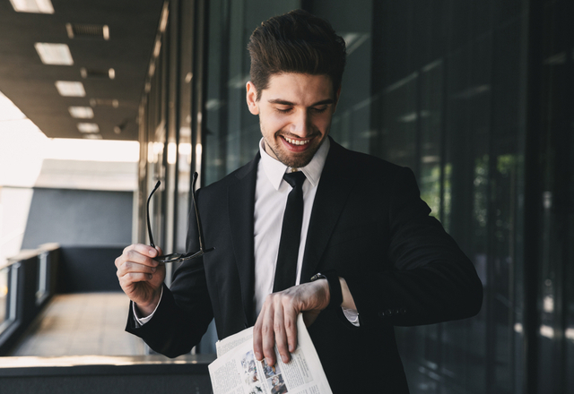 カラダがうずいちゃう…♡女性をムラっとさせる方法～些細な仕草編～