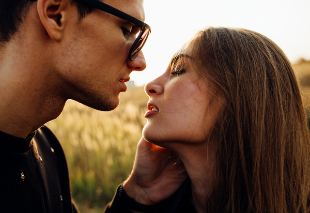 唇離したくないっ…！女性が「いつまでもしていたいキス」とは