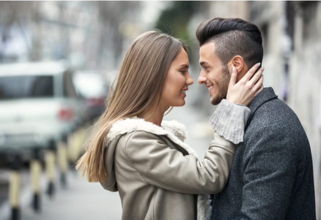 毎日でもしたいな…♡彼女が虜になる「大人キス」をする方法