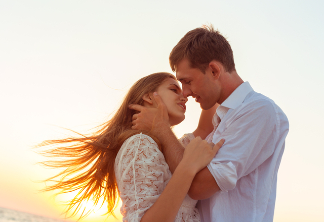 もっと…♡彼女をドキっとさせる「キスの仕方」とは