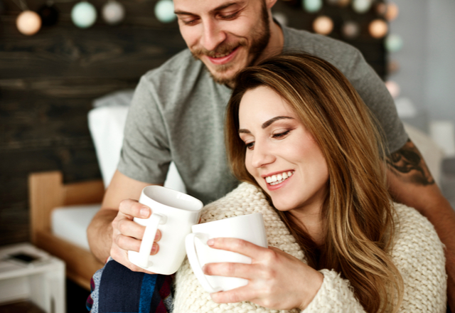 親しみやすさが鍵！女性が「話しやすいと感じる男性」の特徴4つ