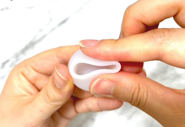 コレ何に使うの？…まさか！【セリア】マニアがリピした「便利グッズ」