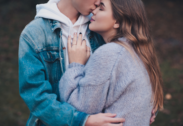 【愛され度チェック】妻はどのくらい好きでいてくれてる…？～キス編～