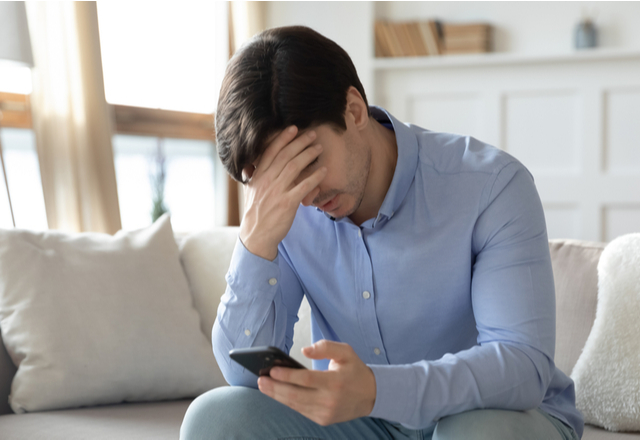 もしかしたら「遊ばれてる」かも…男が【どうでもいい女】にするLINE