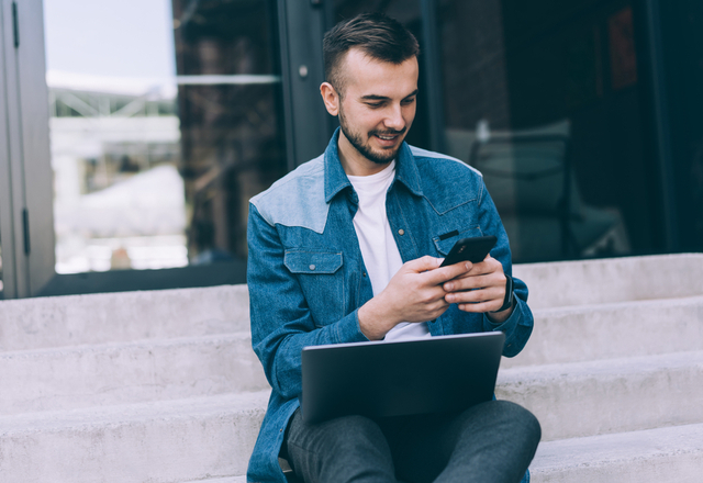 「可愛すぎ…」彼の胸キュンが止まらなくなる【ヤキモチLINE】って？