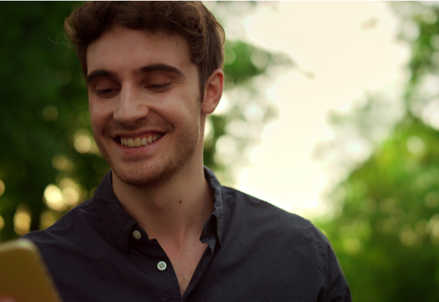 「俺の好意に気がついて…！」男性がする【好きバレLINE】4つ