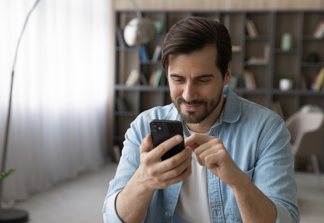 心臓バクバクしてる…！男性の想像をかきたてる「LINEの返信」