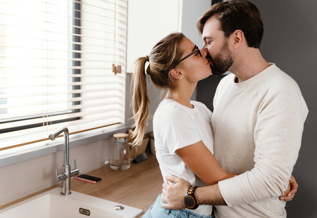 【女性心理】実際どうなの？女性が「ディープキス」について思う事