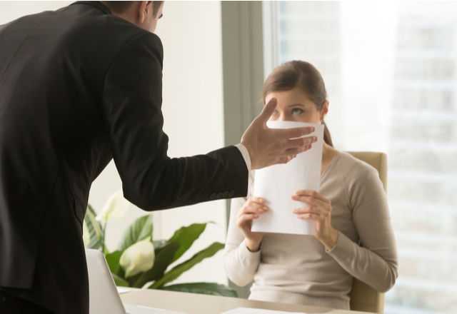 なんか高圧的じゃない？「上から目線だと思われちゃう男」の特徴4つ