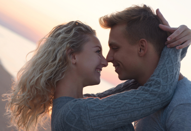 もっと触っていいよ？彼女が【ムラッとするボディタッチ】って？