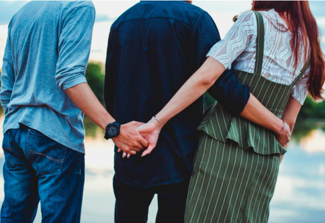 別れたくはないんだけど…女性が「浮気しちゃう瞬間」って？