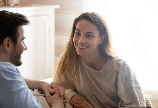 君の事しか考えられない…男性が心酔する【依存性のある女性】の特徴