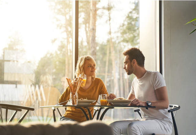 「何をしてても君がチラつく…！」男性が【夢中になる女性】の特徴
