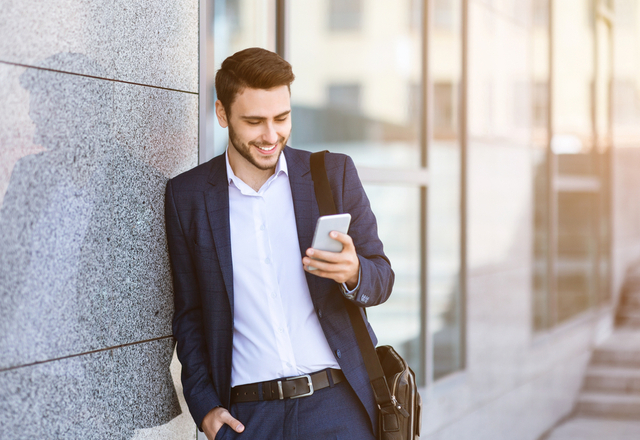 キュンしちゃうやん！男性が翻弄される「あざといLINE」って？