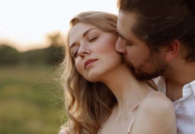 キスで終わり…？女性が気になってうずうずしちゃう「焦らしキス」