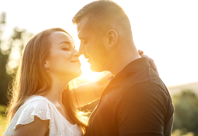 これが私の好きサイン♡女性が見せる「脈アリアピ」って？