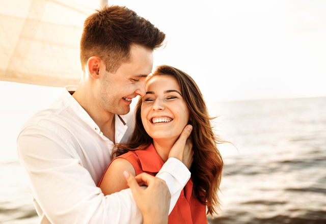 「捕まえちゃうぞ♡」男性が【本能的に好きになる女性】の共通点