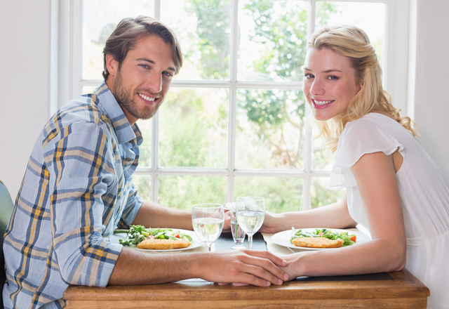 キミと結婚できて幸せ♡男性が「これからも大切にしたい」と思う女性