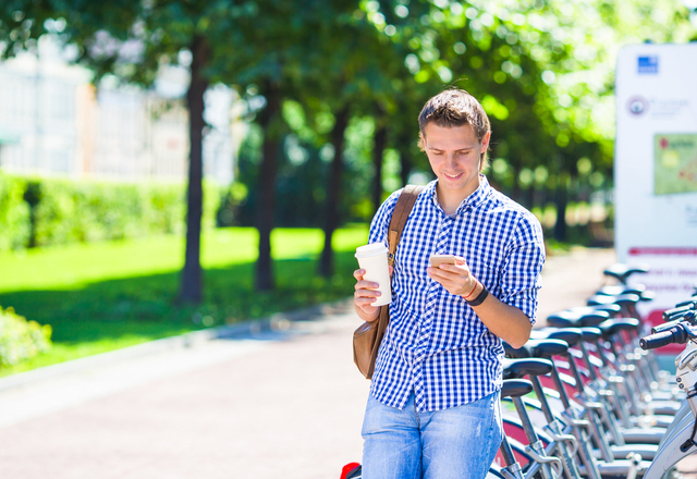 まずはコレ振ってみて！男性が返信したくなる【LINEの話題】4つ