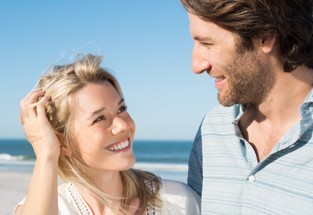 これはOKサイン？！女性が匂わす「脈アリ言動」をキャッチせよ…！