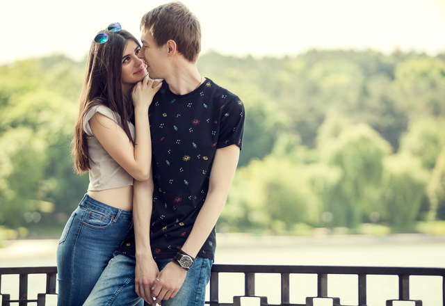 いっぱい触れて。女性が「ムラっとする」男性のひとこと