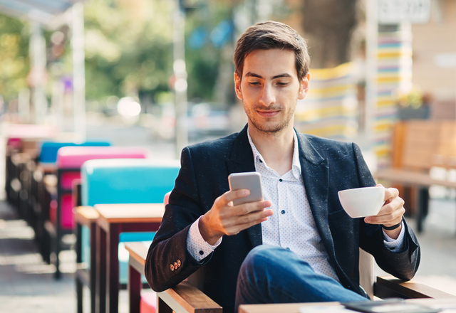 ズキューン…！！男性が「恋に落ちちゃうLINE」の共通点