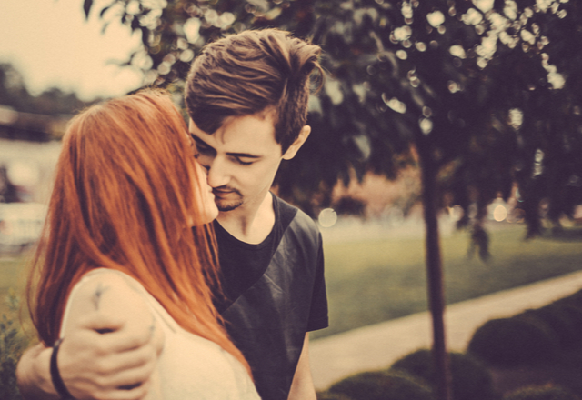 カッコつけすぎちゃダメ！自然に女性が寄ってくる「オトコの魅せ方」