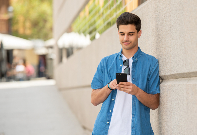 「え？もう終わり…？」男性がもっと続けたくなる「最強LINEテク」4選