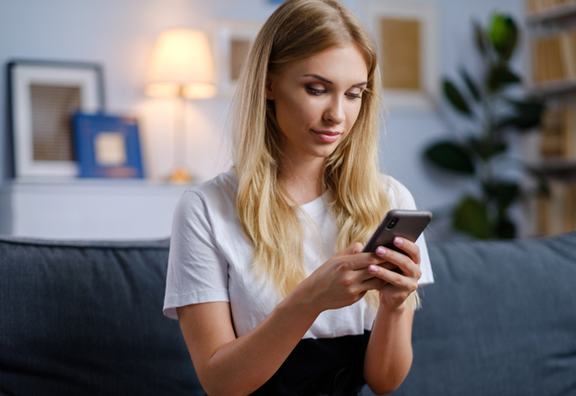 何気なく探って！意中の彼の気持ちを知る【4つの質問LINE】とは